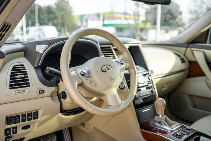 Infiniti Fx 50 S     ГАЗ, снимка 8 - Автомобили и джипове - 52773400