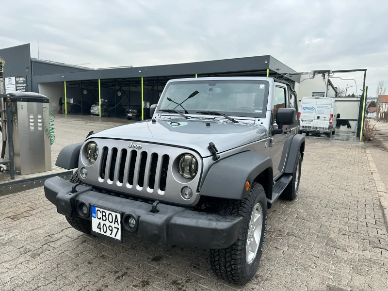 Jeep Wrangler Sport Utility , снимка 6 - Автомобили и джипове - 53456662