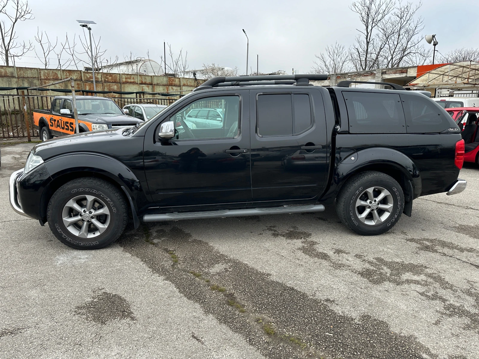 Nissan Navara 2.5 DCI Exclusive - 190ps - изображение 8