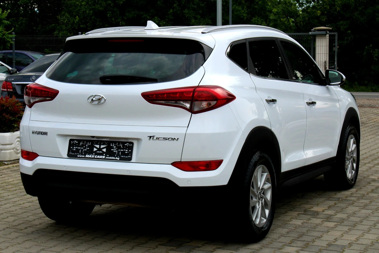 Hyundai Tucson 1.7CRDi СОБСТВЕН ЛИЗИНГ/KEYLESS GO/ЕВРО 6В - изображение 7