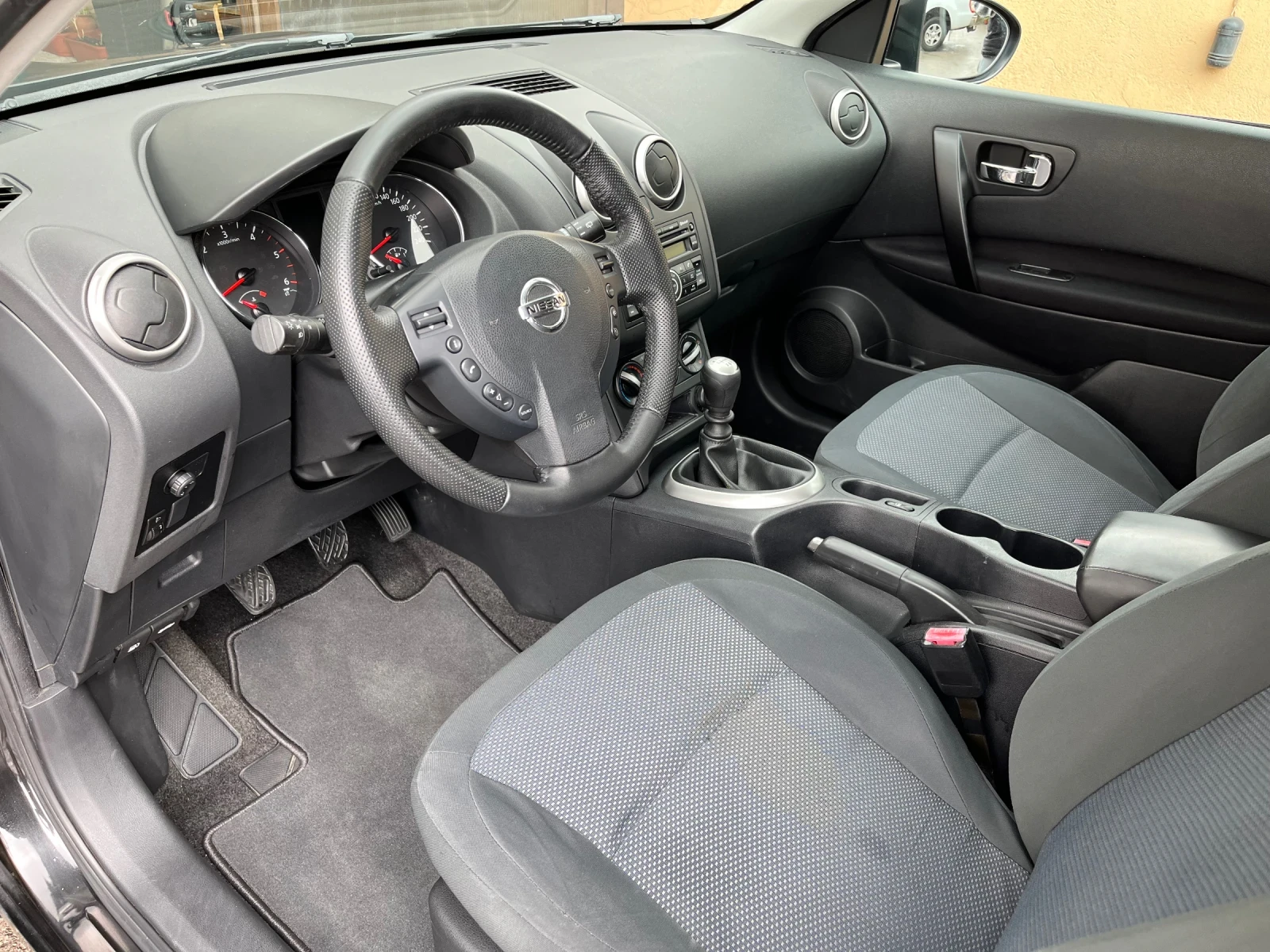 Nissan Qashqai 1.5 DCI - изображение 5
