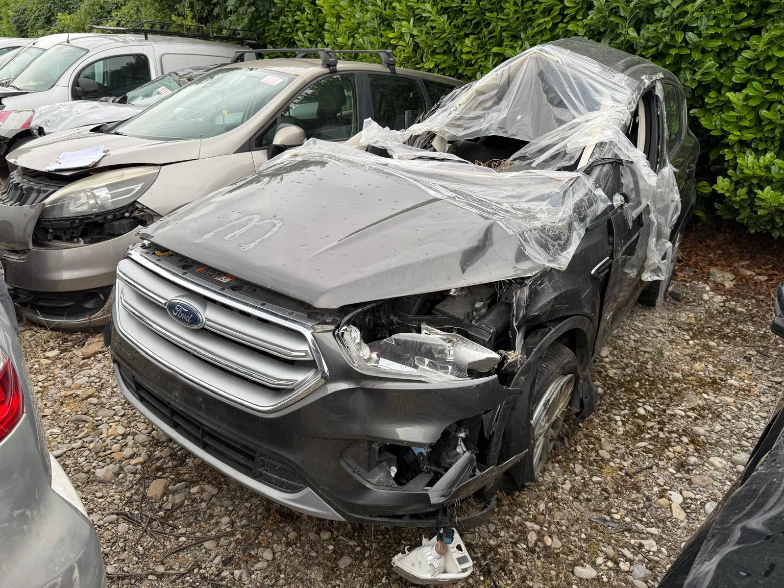 Ford Kuga 2.0TDI4X4 | Auto.bg — изображение 1