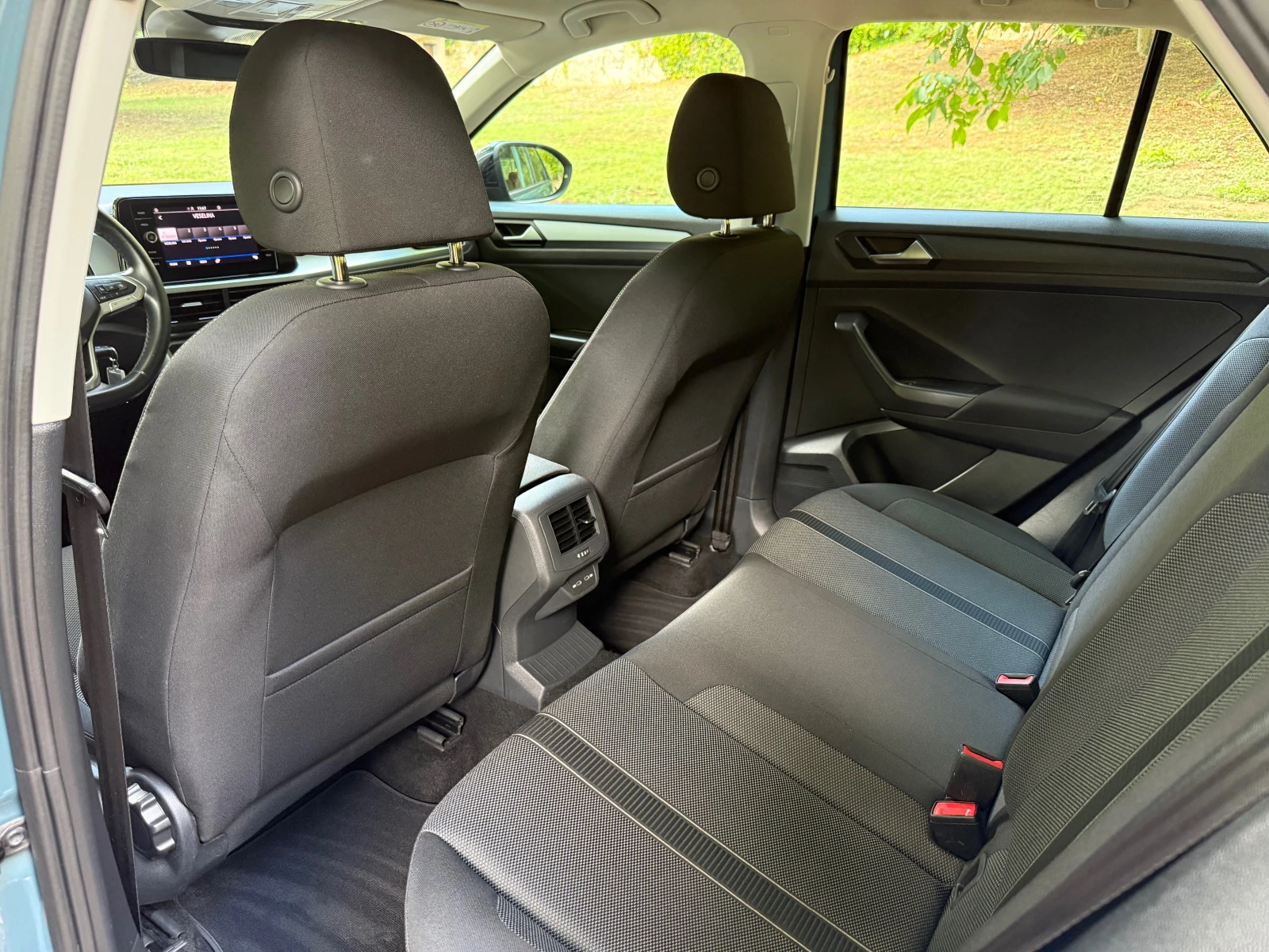 VW T-Roc  1.5 TSI* FACE* DSG* DIGITAL* DIST* ASIST* CARPLAY | Mobile.bg   12