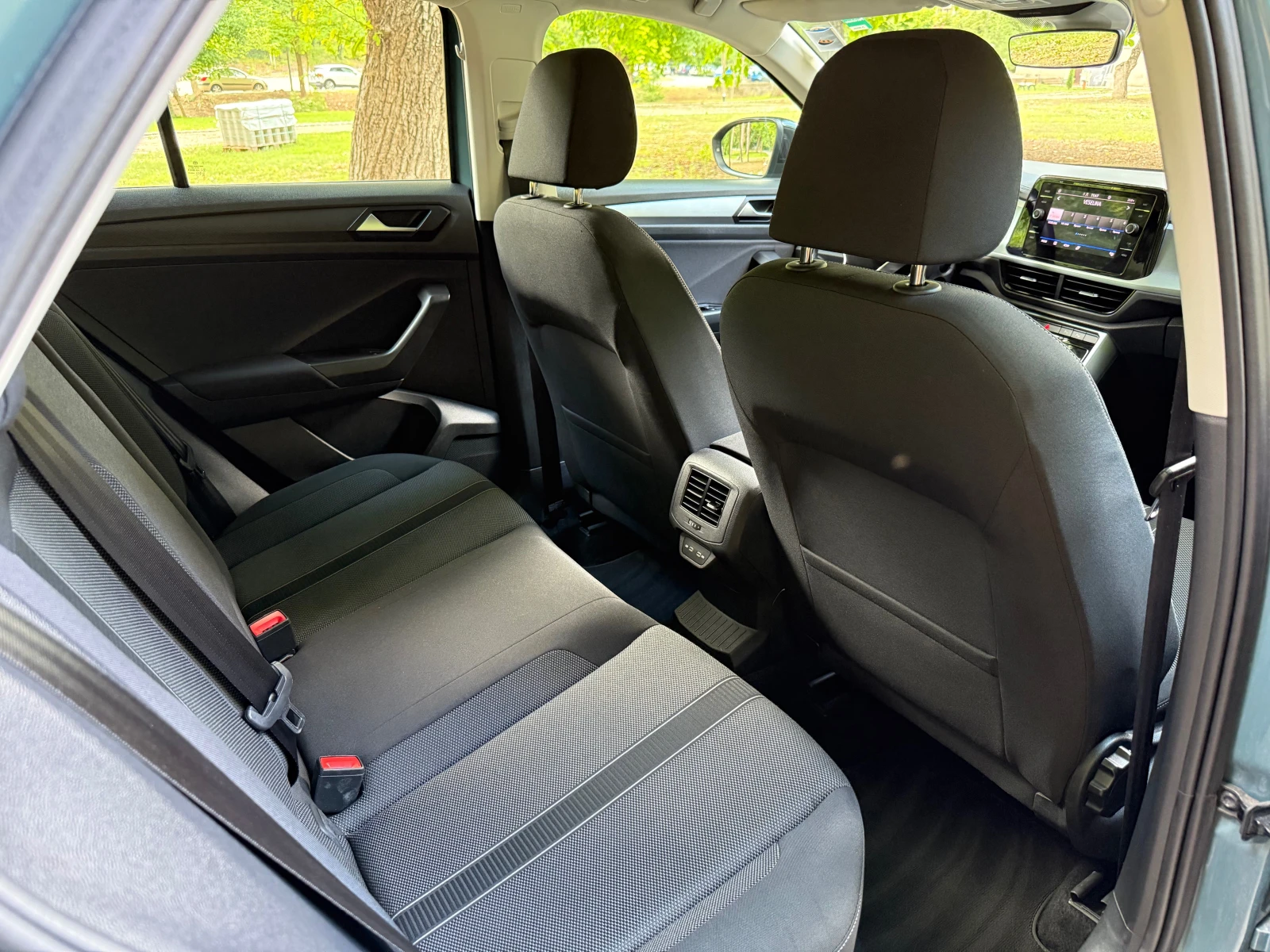 VW T-Roc  1.5 TSI* FACE* DSG* DIGITAL* DIST* ASIST* CARPLAY | Mobile.bg   11