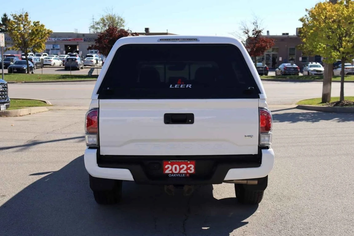 Toyota Tacoma * 4x4 Double Cab Auto * CARFAX * БЕЗ ПЪРВОНАЧАЛНА  - изображение 4