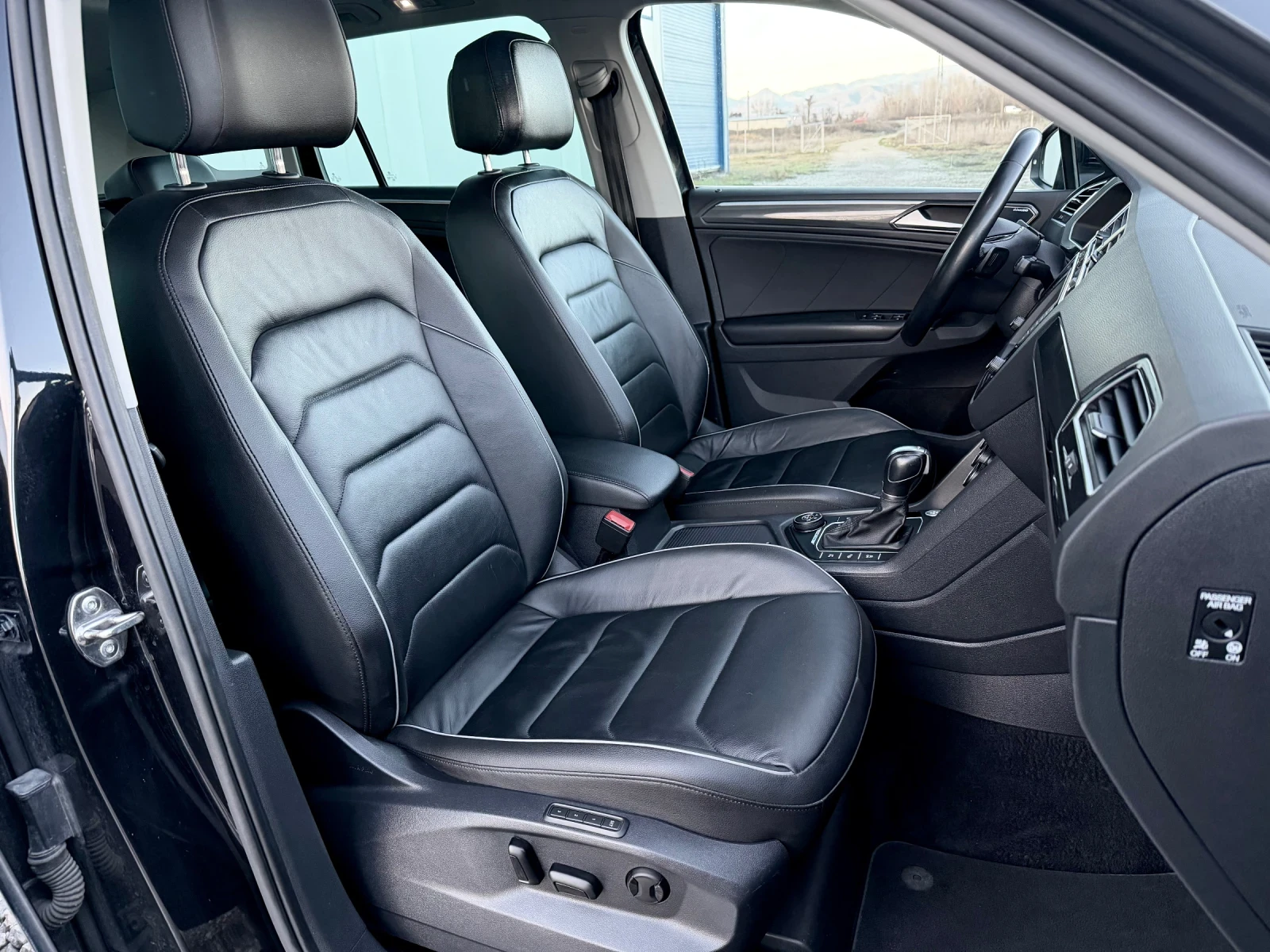 VW Tiguan 2.0 TDI 190�� 4�4/ R-Line/ Digital/ Dynaudio/ Full | Mobile.bg � ����������� 13