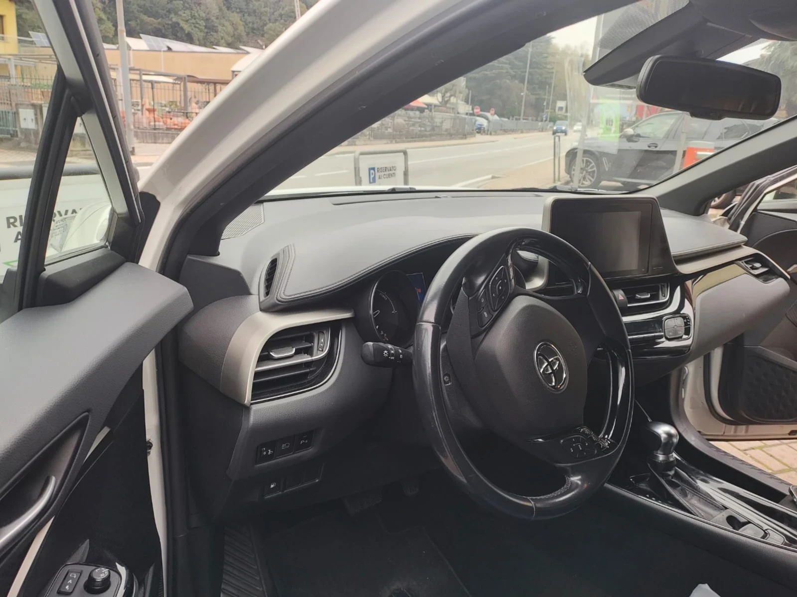 Toyota C-HR ������� ���� ������/1.8 ������/122 ��/90000��/ | Mobile.bg � ����������� 7