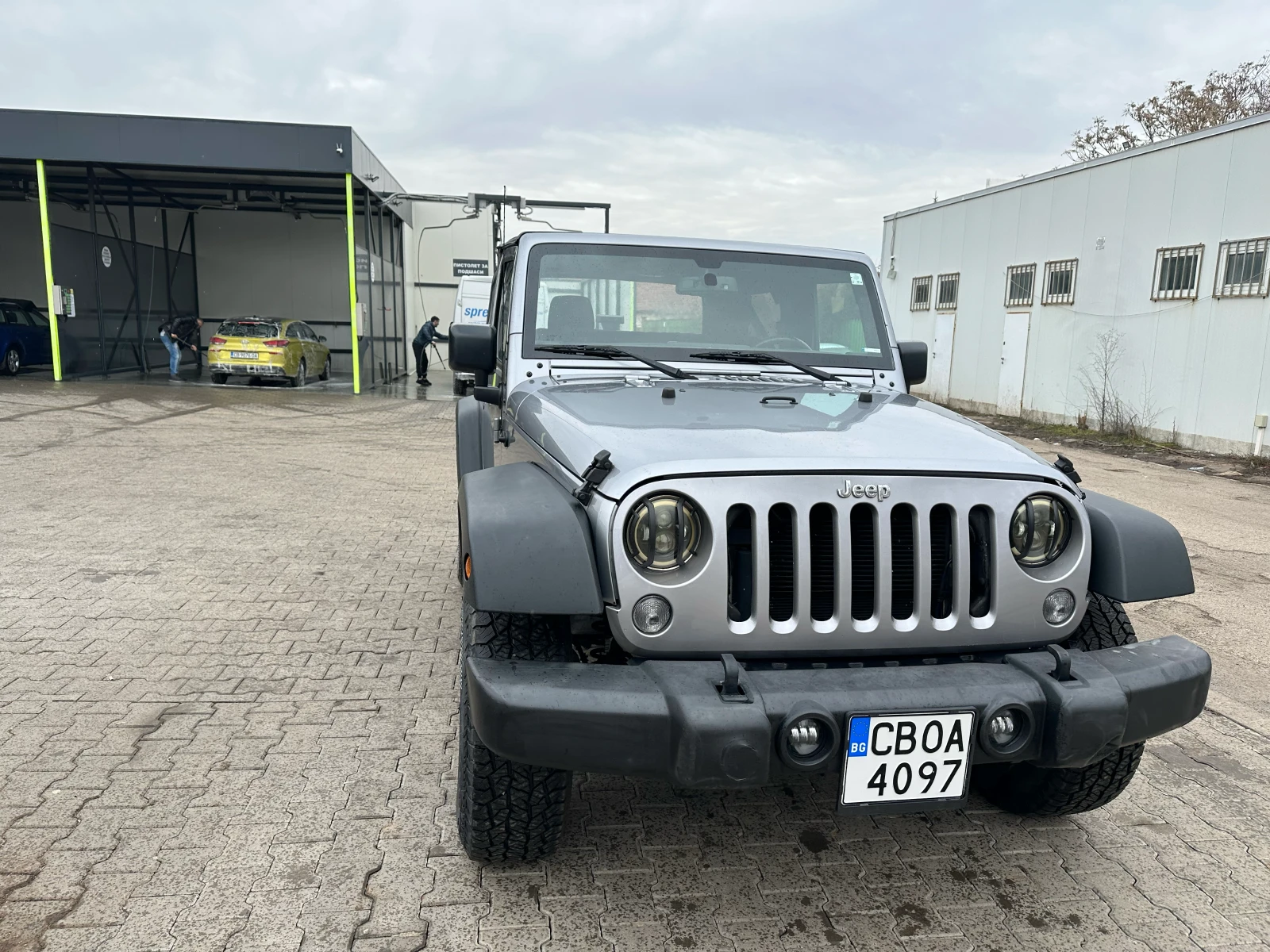 Jeep Wrangler Sport Utility , снимка 8 - Автомобили и джипове - 54087217