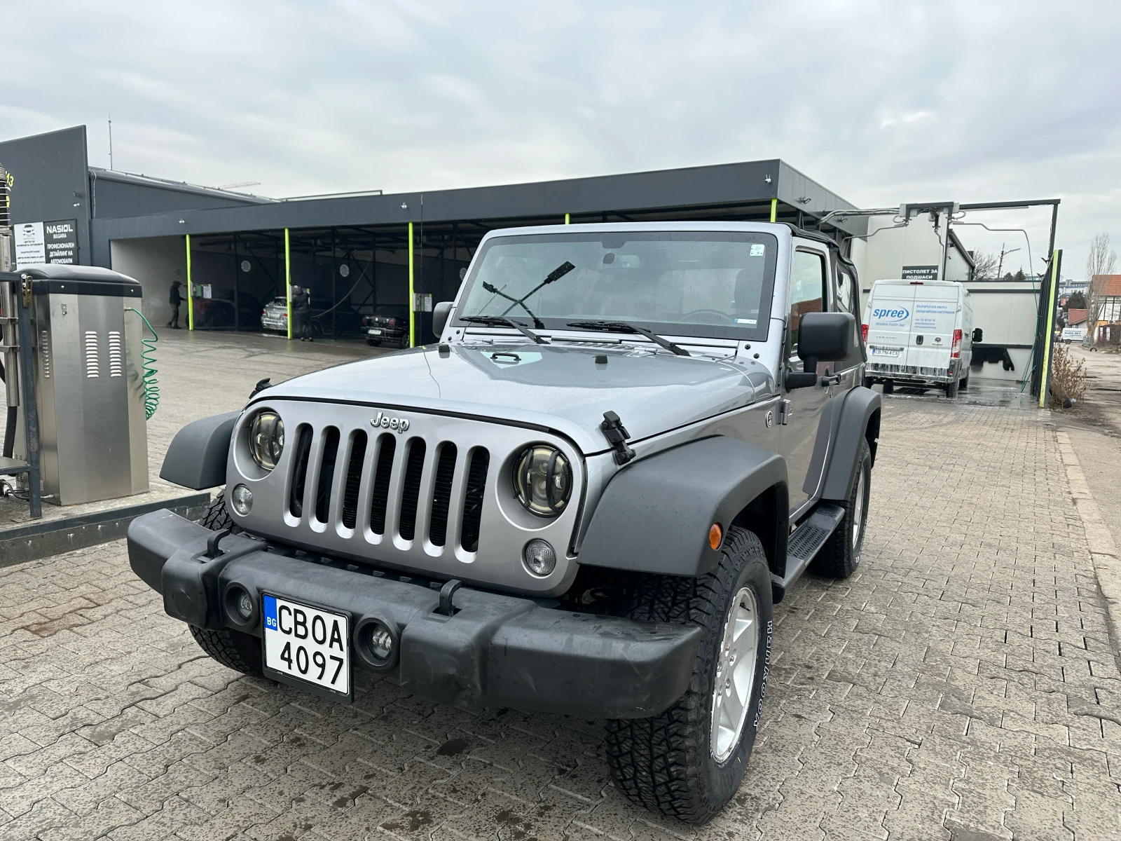 Jeep Wrangler Sport Utility , снимка 5 - Автомобили и джипове - 54087217