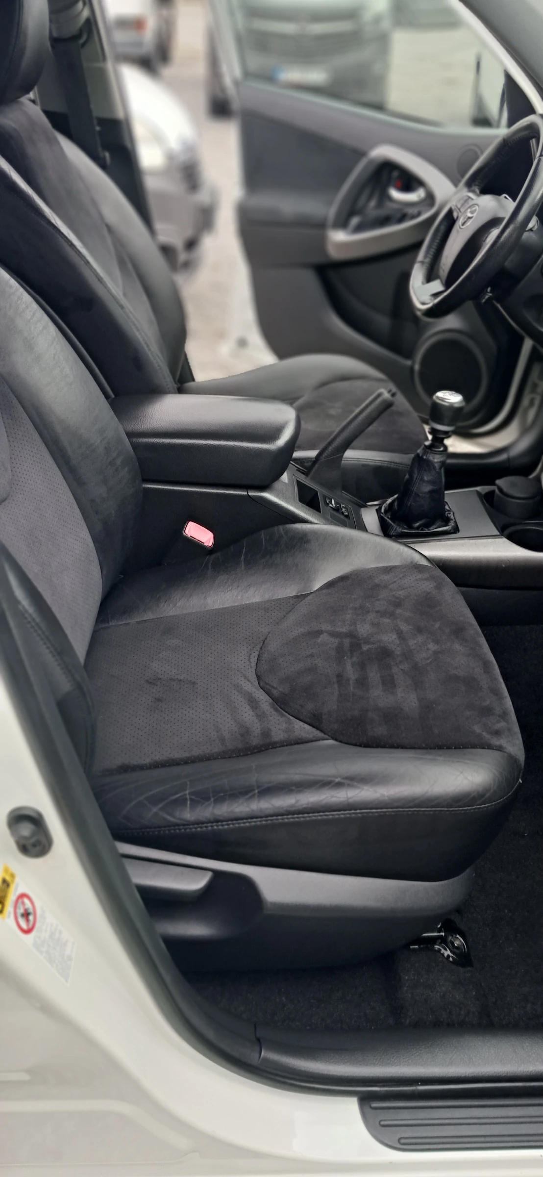 Toyota Rav4 2.2D4D | Mobile.bg � ����������� 13