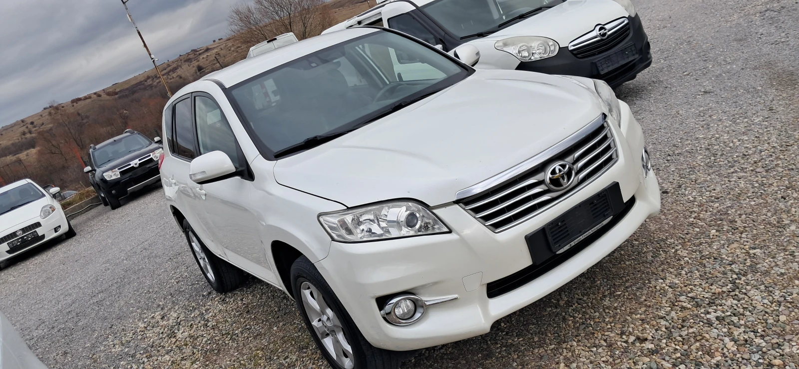 Toyota Rav4 2.2D4D - изображение 9