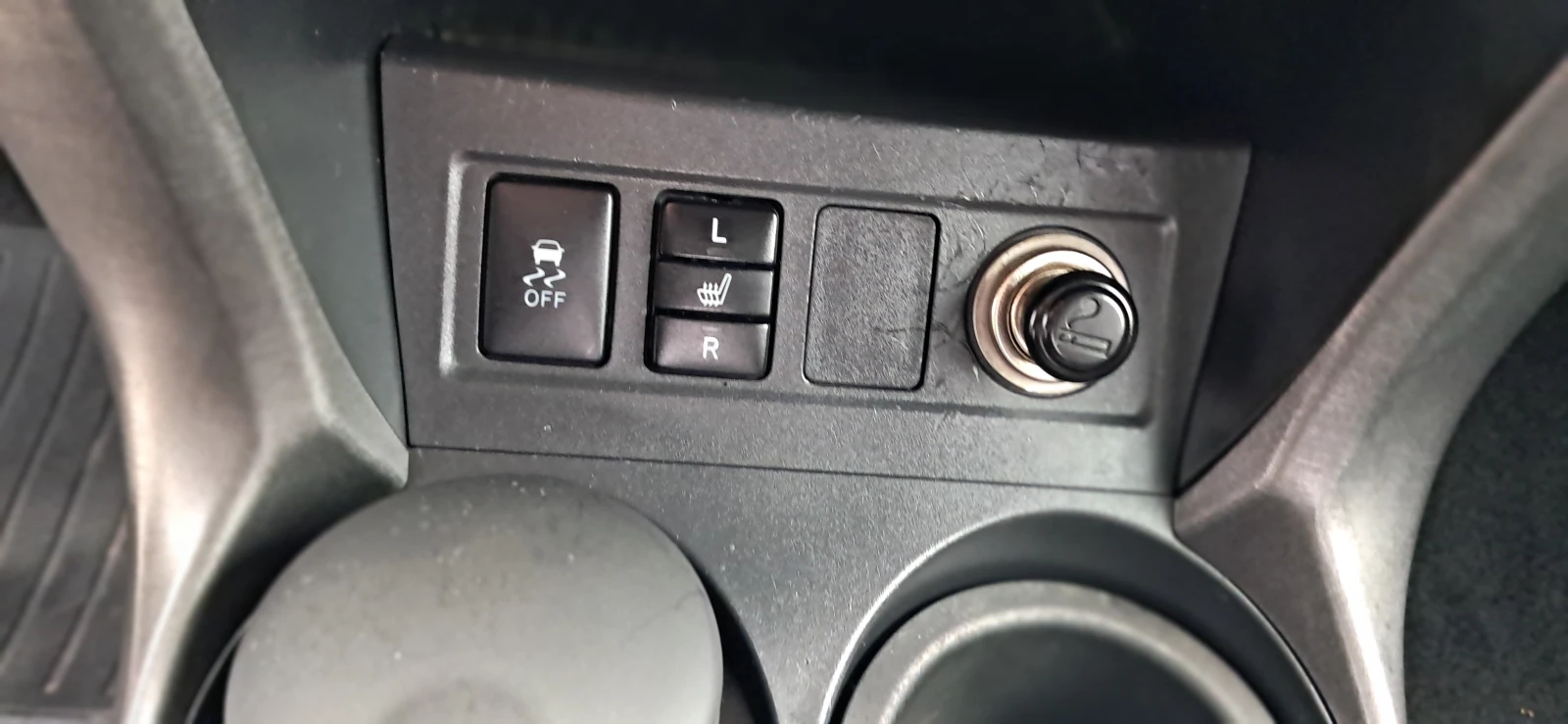 Toyota Rav4 2.2D4D | Mobile.bg � ����������� 15