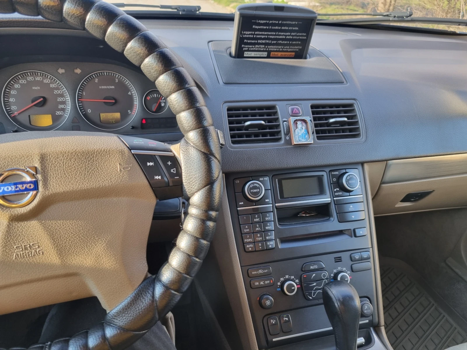 Volvo Xc90  - изображение 8