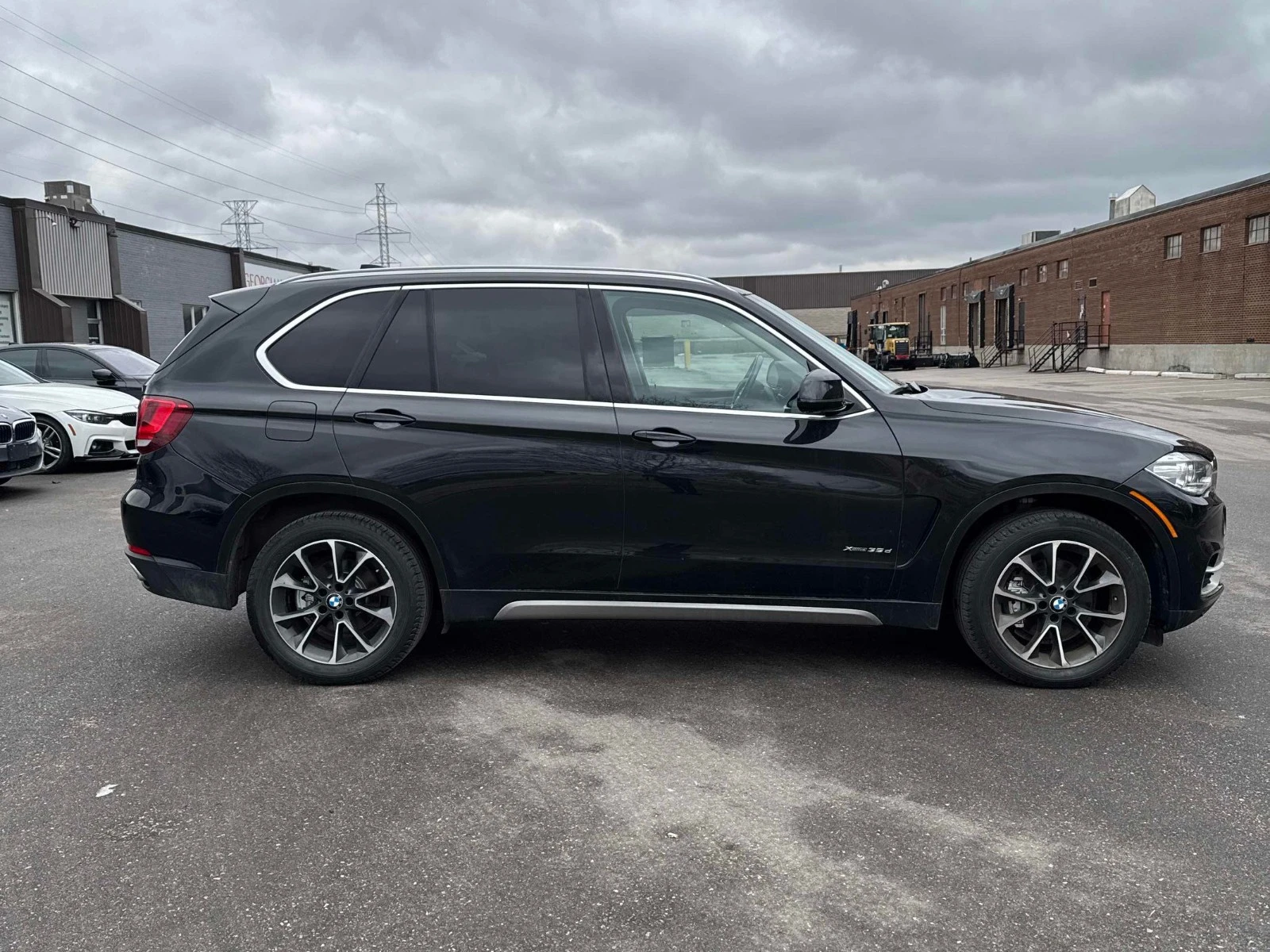 BMW X5 xDrive35d АВТО КРЕДИТ, снимка 4 - Автомобили и джипове - 53958815