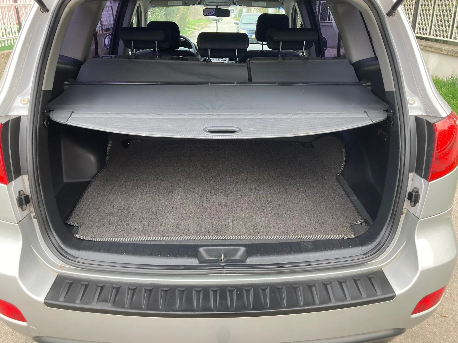 Hyundai Santa fe 2.7 ЧИСТО НОВ-113360хил.км. ГАЗ+ БЕНЗИН 4?4, снимка 15 - Автомобили и джипове - 54051334