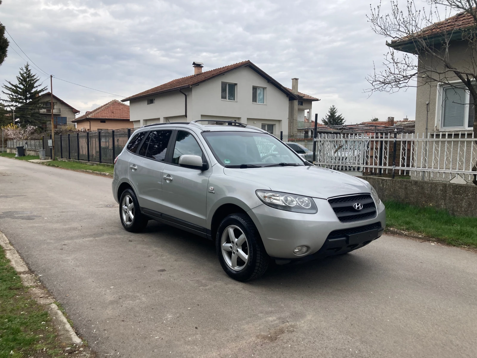Hyundai Santa fe 2.7 ЧИСТО НОВ-113360хил.км. ГАЗ+ БЕНЗИН 4?4, снимка 6 - Автомобили и джипове - 54051334