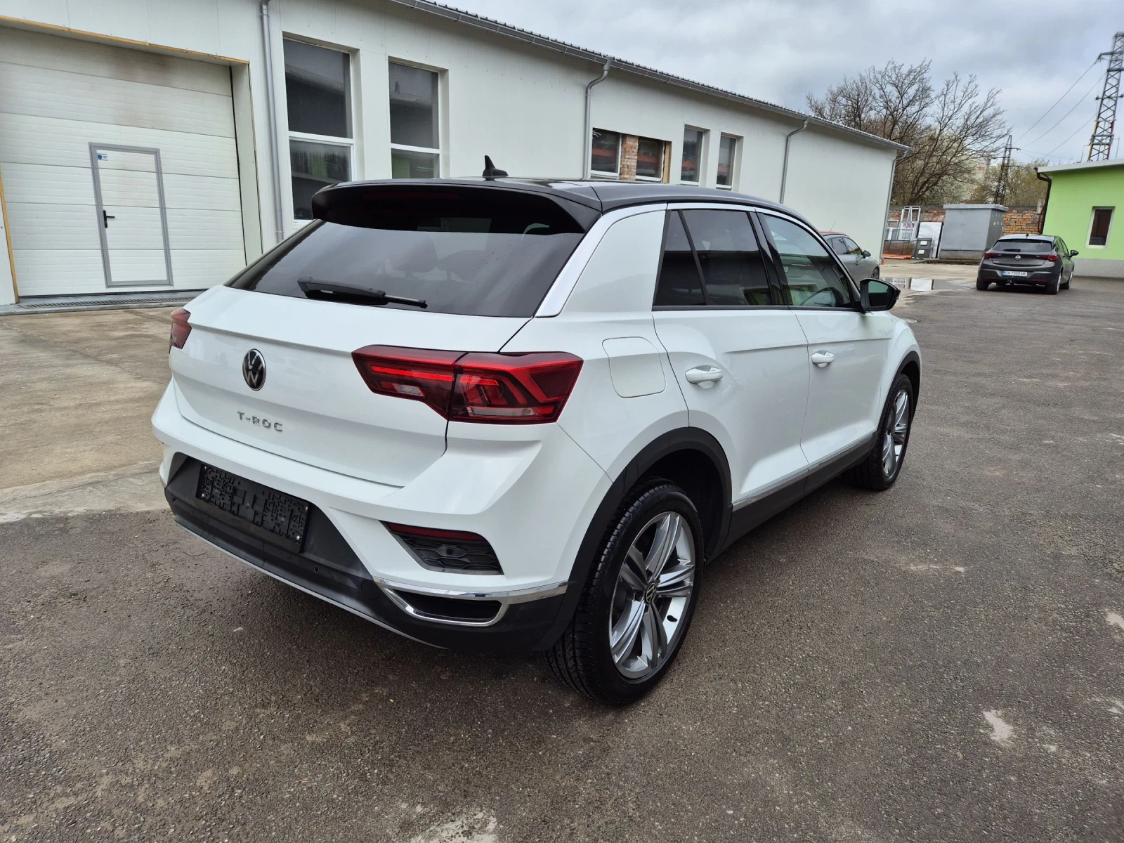 VW T-Roc 2.0TDI Style Digital Matrix Distr Камера , снимка 4 - Автомобили и джипове - 54074100