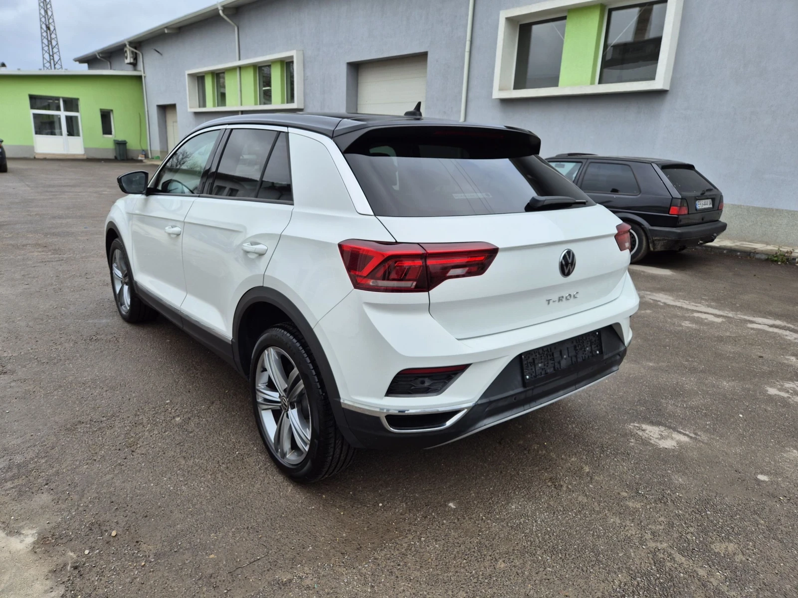 VW T-Roc 2.0TDI Style Digital Matrix Distr Камера , снимка 3 - Автомобили и джипове - 54074100