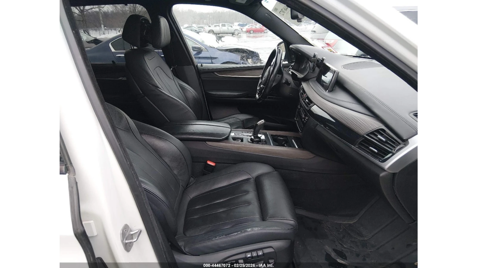 BMW X5 XDRIVE50I* МПАКЕТ* РЕКАРО* ПАНО* ПОДГРЕВ* KEYLESS*, снимка 12 - Автомобили и джипове - 54113593