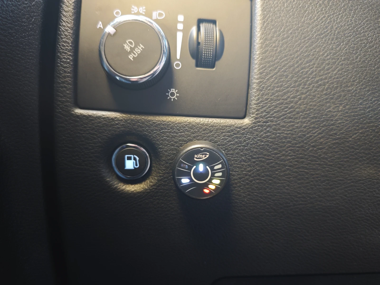 Jeep Grand cherokee 5.7 Overland с LPG Kme, снимка 11 - Автомобили и джипове - 54206921
