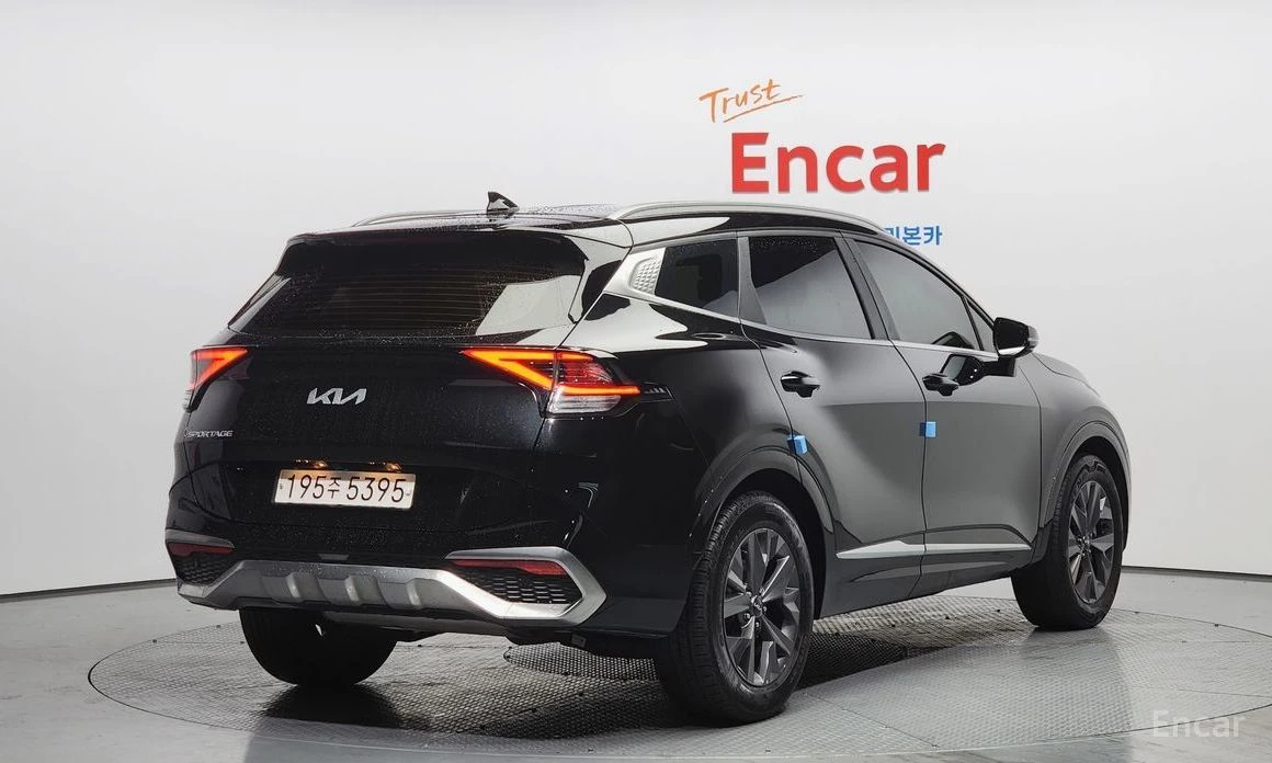 Kia Sportage, снимка 2 - Автомобили и джипове - 54428844