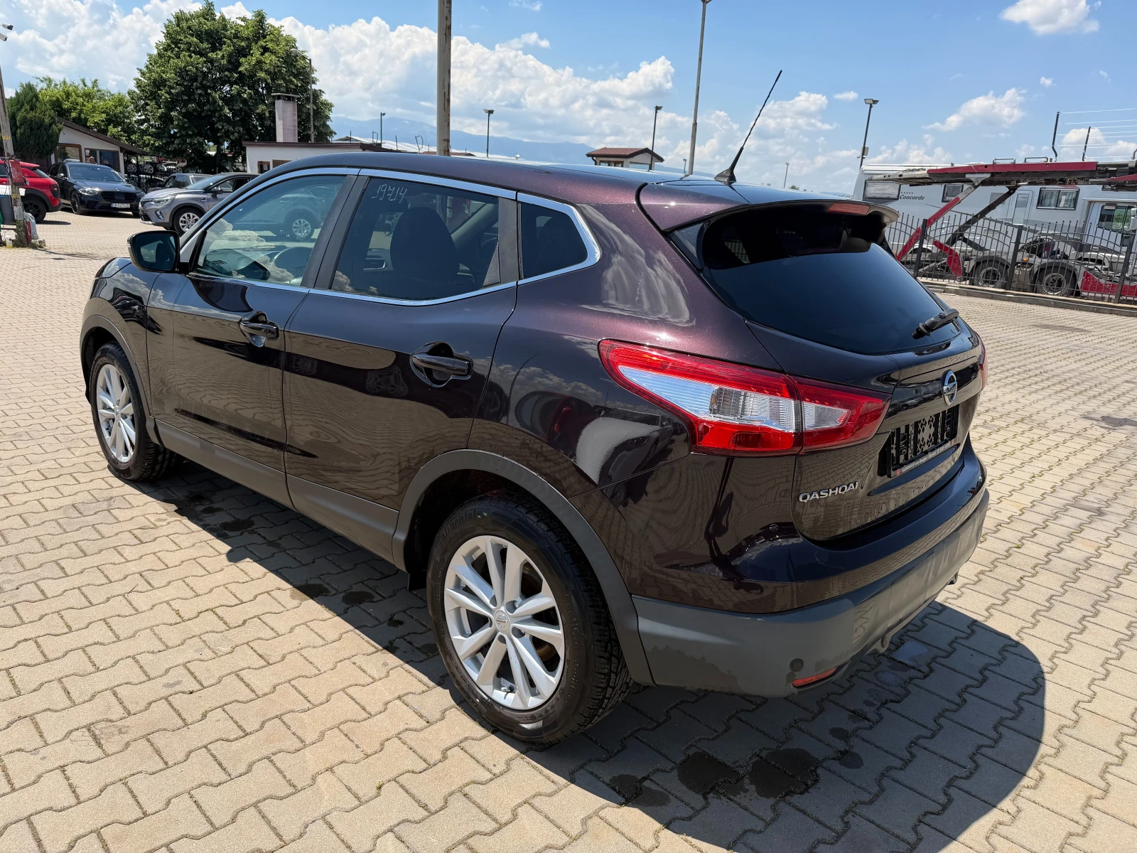 Nissan Qashqai 1.2i NAVI/KAMERA/PANORAMA EURO 5, снимка 8 - Автомобили и джипове - 54836042