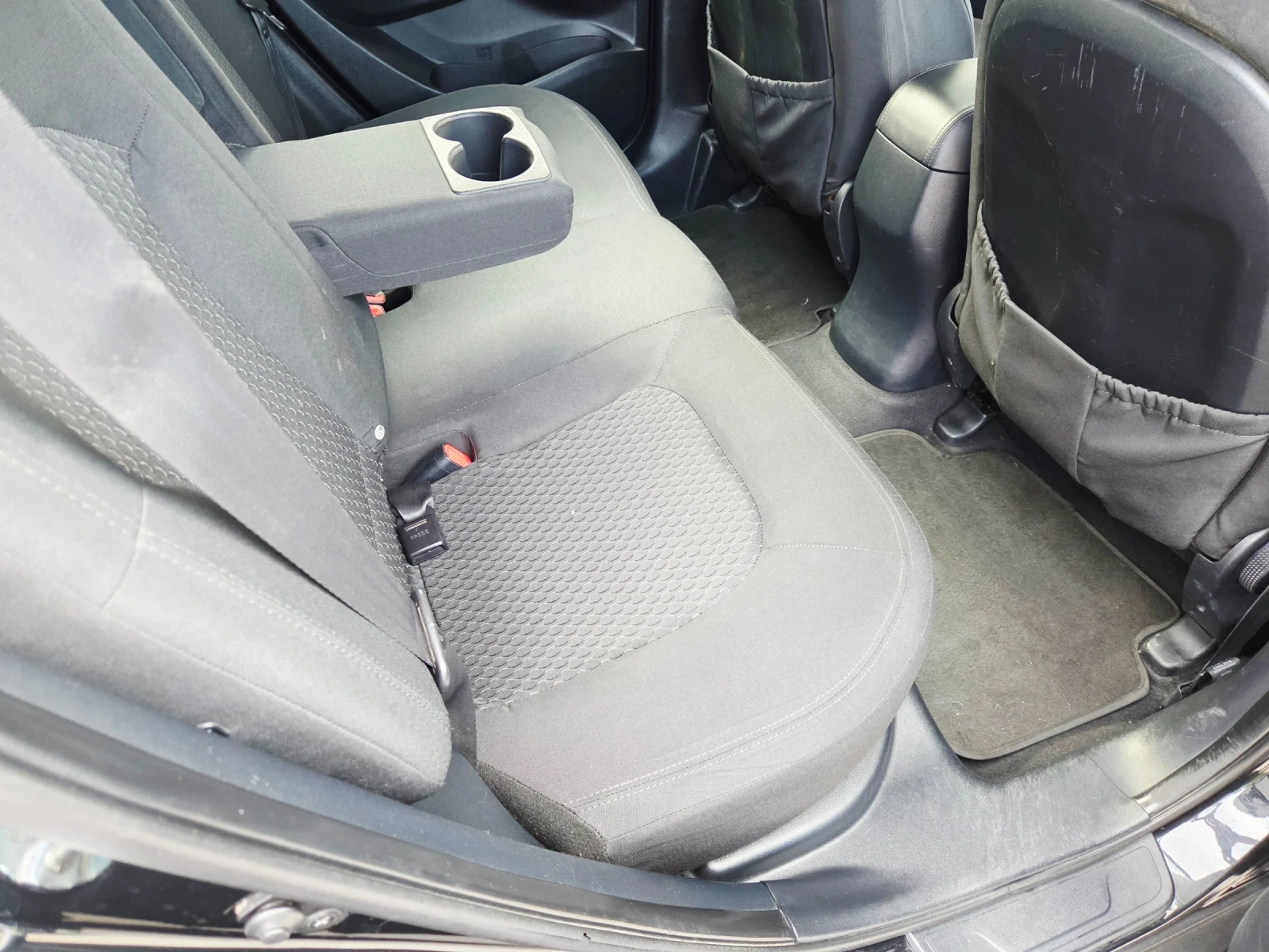 Hyundai IX35 2, 000CRDI/4x4/EURO5B , снимка 13 - Автомобили и джипове - 55365059