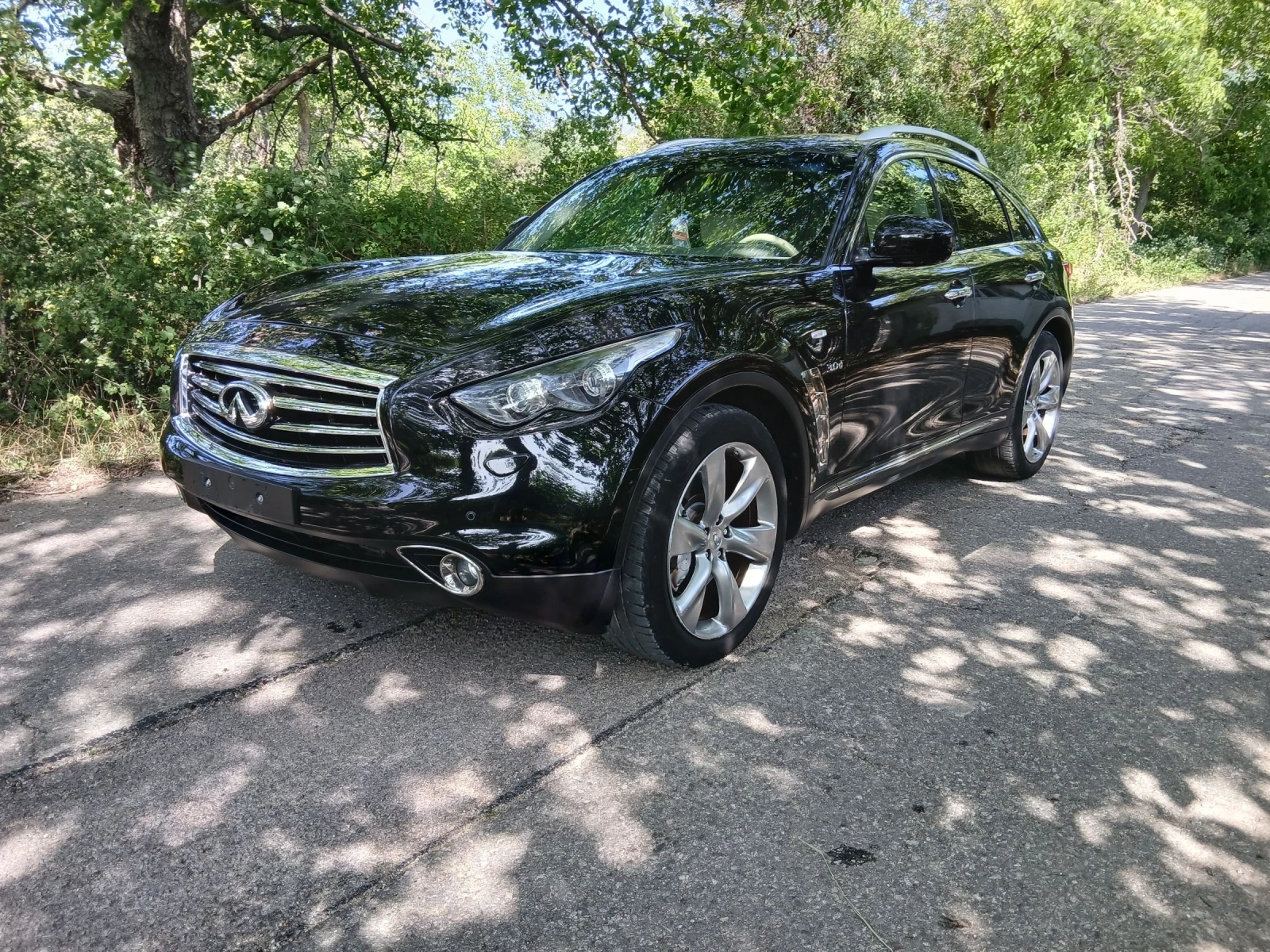 Infiniti QX70 3.0 d 4x4, снимка 2 - Автомобили и джипове - 55425642