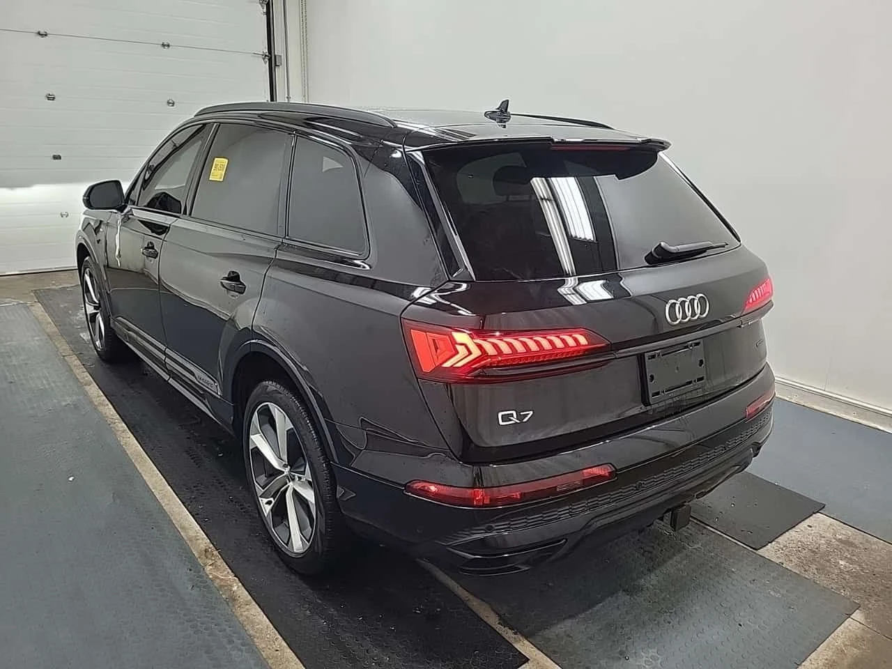 Audi Q7 * PROGRESSIV * CARFAX * , снимка 4 - Автомобили и джипове - 55583710
