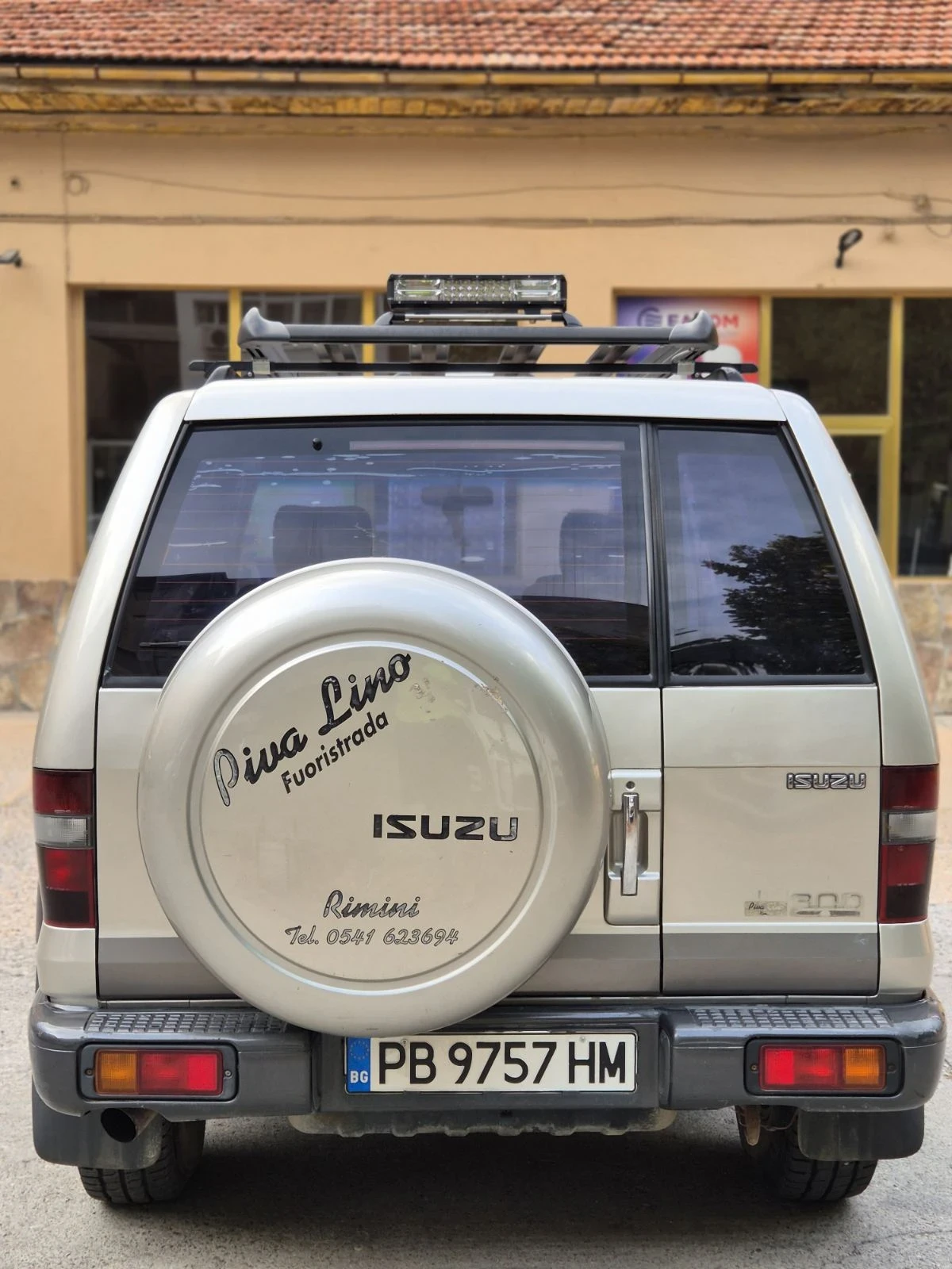 Isuzu Trooper, снимка 3 - Автомобили и джипове - 55929088