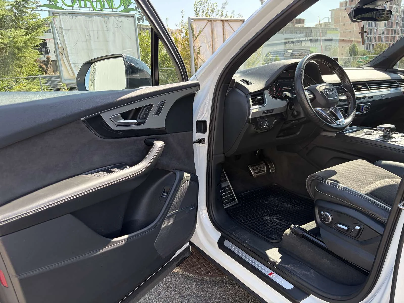 Audi Q7 50TDI S-LINE/MATRIX/AIR/BOSE/6+ 1/SOFT CLOSE, снимка 7 - Автомобили и джипове - 55936882