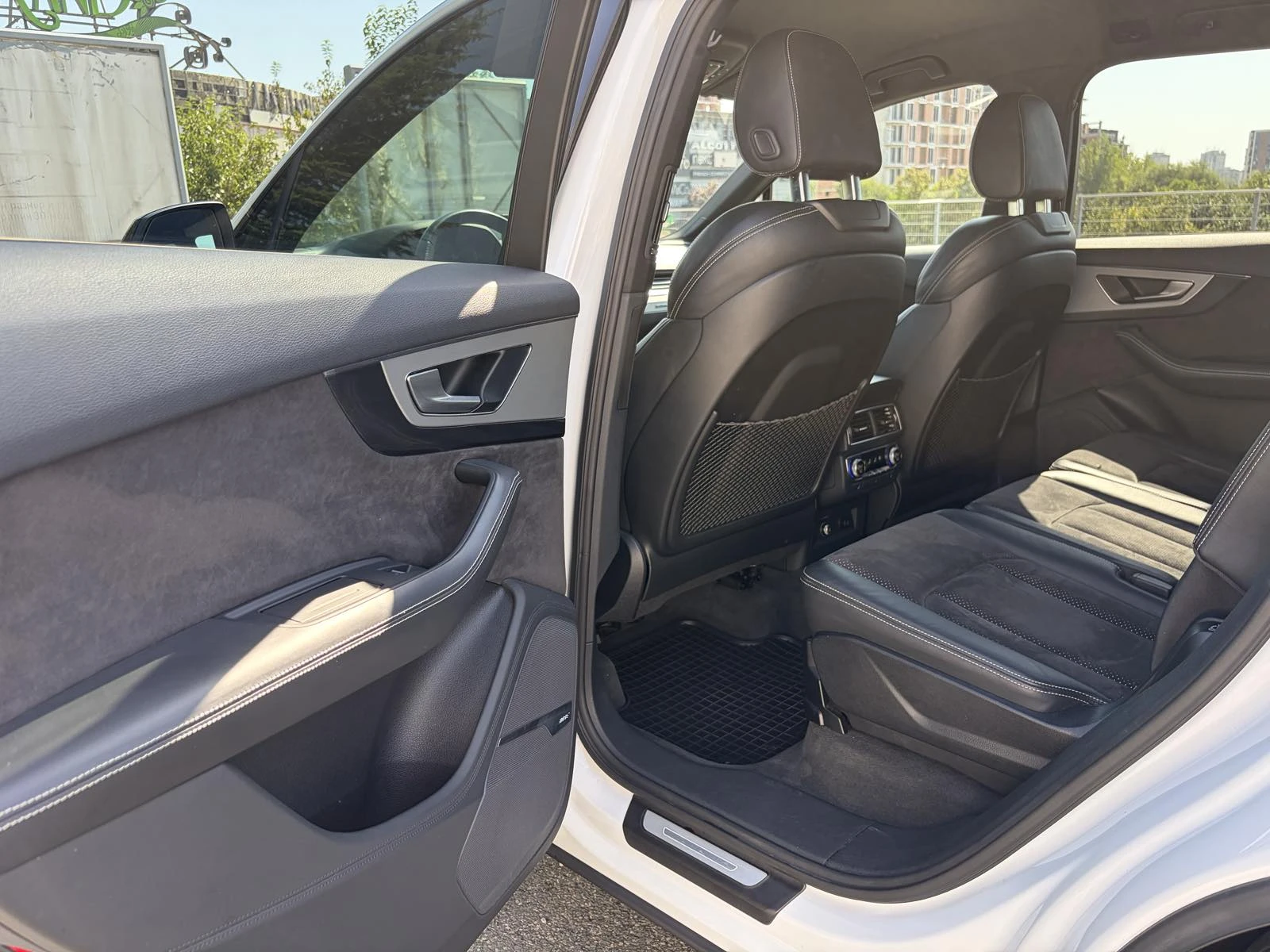 Audi Q7 50TDI S-LINE/MATRIX/AIR/BOSE/6+ 1/SOFT CLOSE, снимка 8 - Автомобили и джипове - 55936882