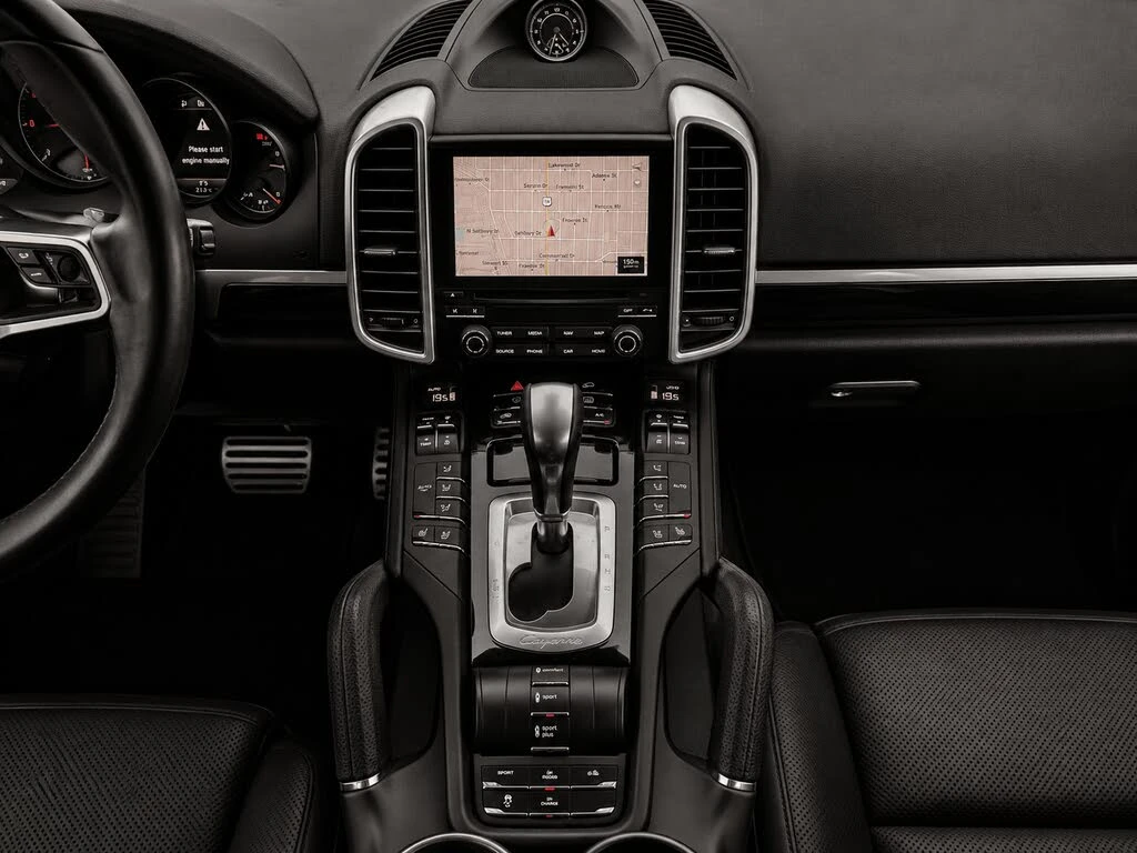 Porsche Cayenne 2017* S* MATRIX* PANO* BOSE* ОБДУХ* КРАЙНА ЦЕНА, снимка 10 - Автомобили и джипове - 56043571