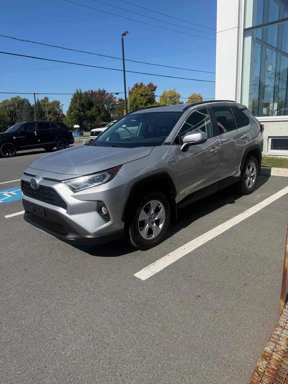 Toyota Rav4 * Hybrid XLE * CARFAX * 