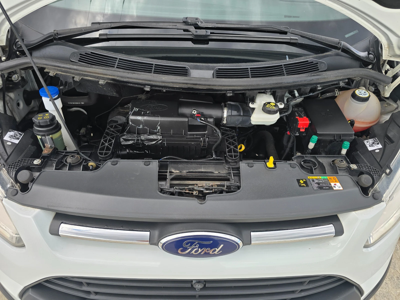 Ford Transit Custom 14г.2.2-125к.с.7+ 1 ДВЕ СТРАНИЧНИ ВРАТИ, снимка 15 - Бусове и автобуси - 54972556
