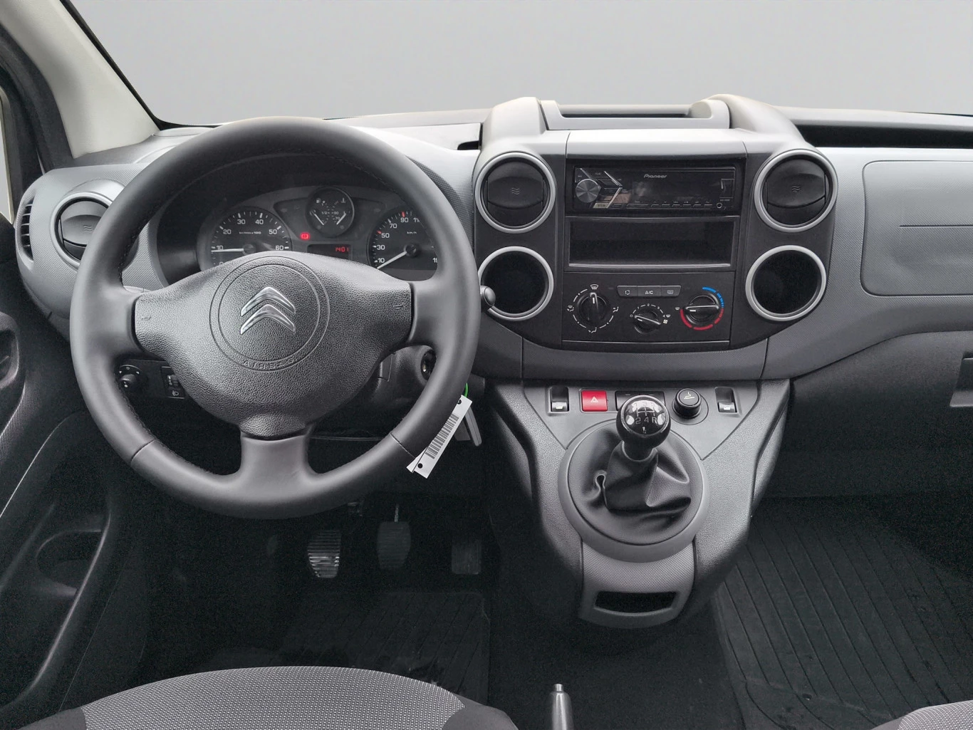Citroen Berlingo 1.6 HDi 75 BVM5 E6//1807R16, снимка 10 - Бусове и автобуси - 56735958