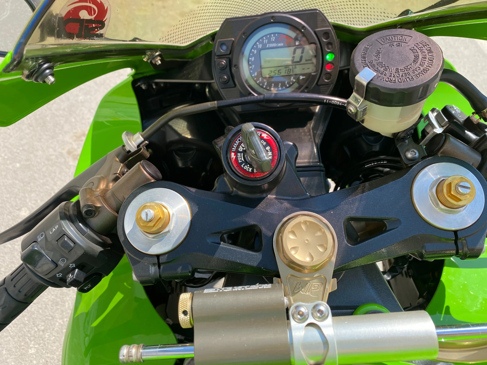 Kawasaki Ninja ZX10R, снимка 8 - Мотоциклети и мототехника - 55557226