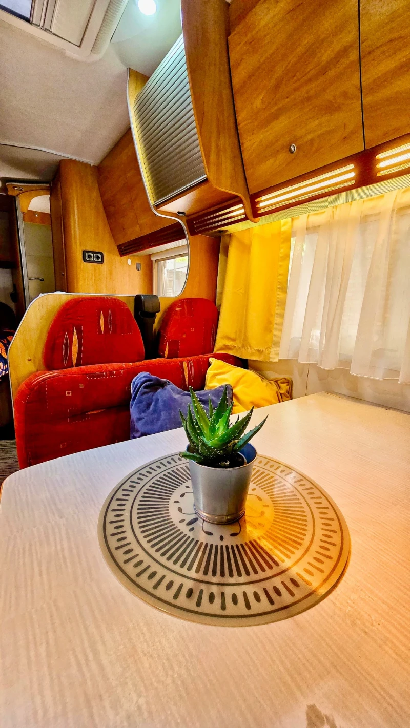 Кемпер HYMER / ERIBA Solifer 636, снимка 5 - Каравани и кемпери - 53360461