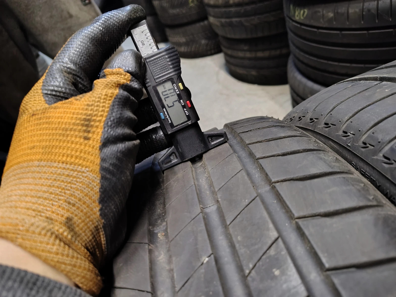  225/40R18 | Mobile.bg   3