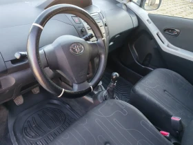 Toyota Yaris Facelift D4D, снимка 12