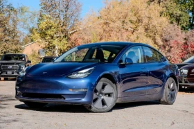 Tesla Model 3 * No Accident| Heat Pump| FSD capable| Pwr Trunk| 
