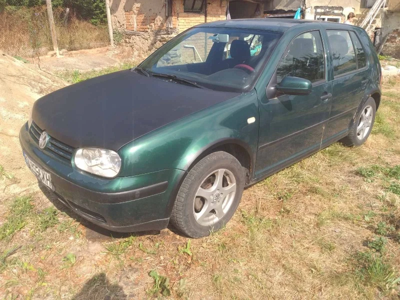 VW Golf, снимка 1 - Автомобили и джипове - 41793303