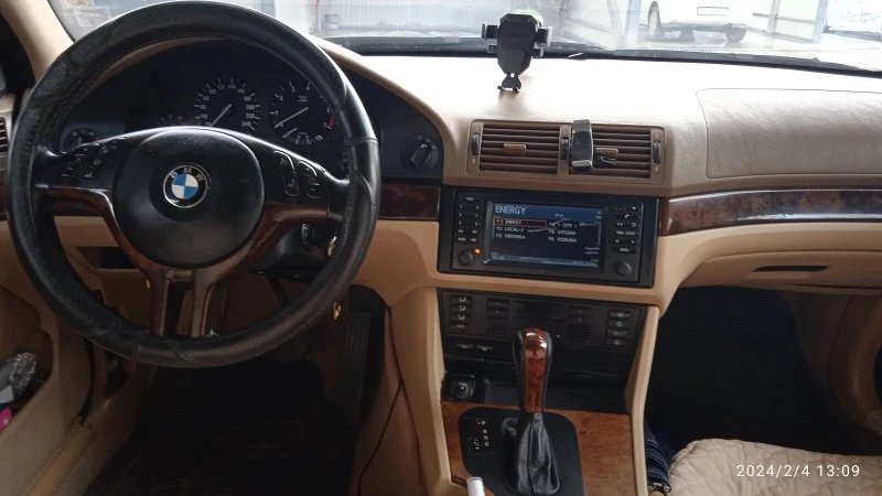 BMW 525 2.5i, снимка 10 - Автомобили и джипове - 47346221