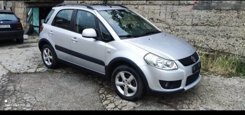 Suzuki SX4 Италия, 6-скорости, снимка 1 - Автомобили и джипове - 47393747