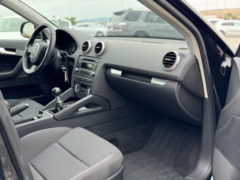 Audi A3 * 1.9 TDI-105* FACELIFT* ИТАЛИЯ* , снимка 12 - Автомобили и джипове - 51027480