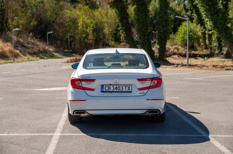 Honda Accord, снимка 6 - Автомобили и джипове - 51849337