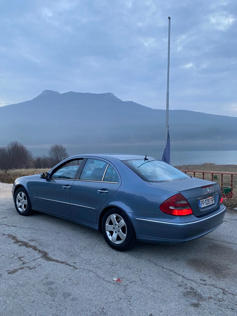 Mercedes-Benz E 320, снимка 2 - Автомобили и джипове - 53406048
