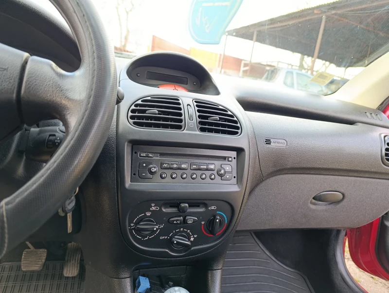 Peugeot 206, снимка 9 - Автомобили и джипове - 53564323