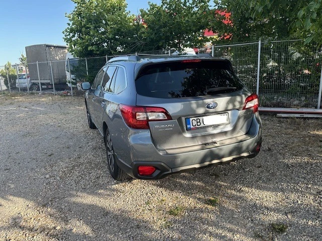 Subaru Outback 2.5i, снимка 4 - Автомобили и джипове - 46894572