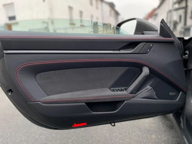 Porsche 911 CARRERA GTS CABRIO* MATRIX* BOSE* CARBON*  - изображение 9